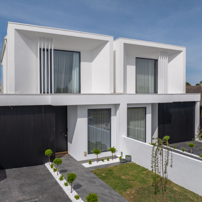 Project East Bentleigh: Modern home with UPVC windows